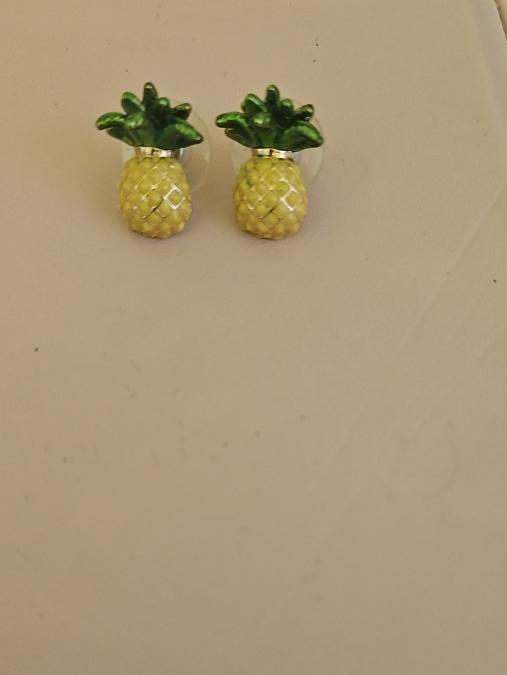 Pineapple Stud Earrings - Yellow & Green Fruit Design Vintage